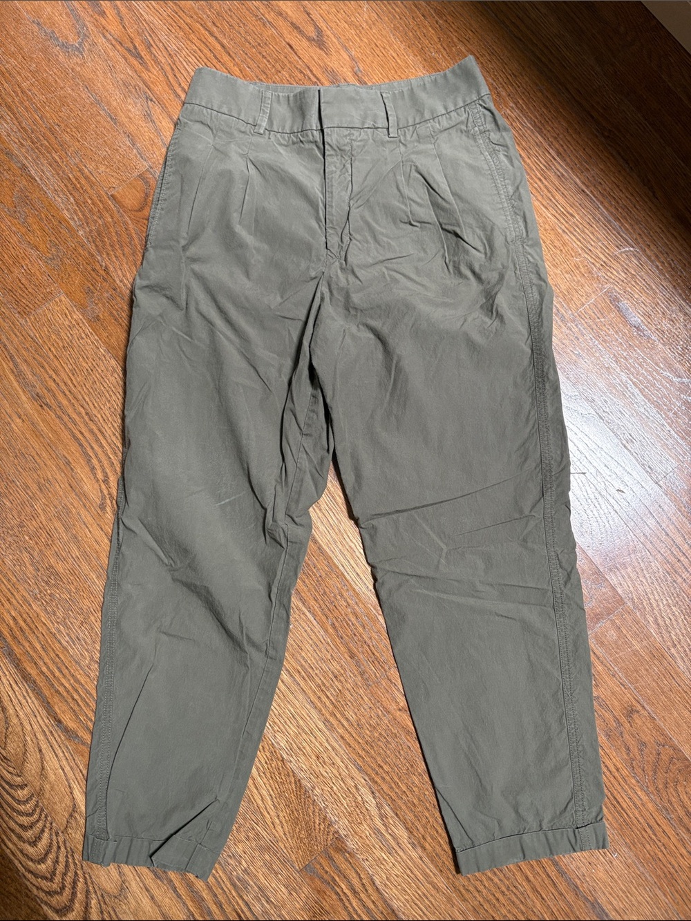 Everlane Poplin Pleated Tapered Pant - Olive Green